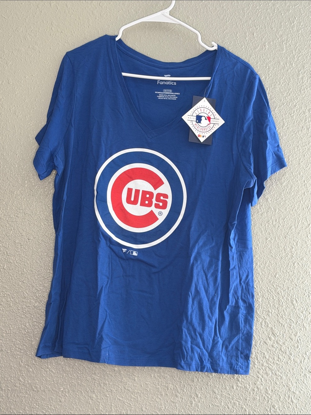 Fanatics Blue Chicago Cubs V-Neck Tee with Red Logo S060